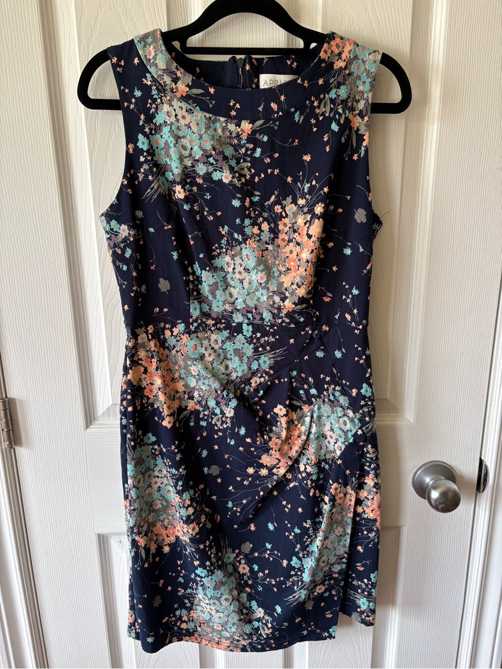 Sleeveless Navy Floral Sheath Dress by APRICOT